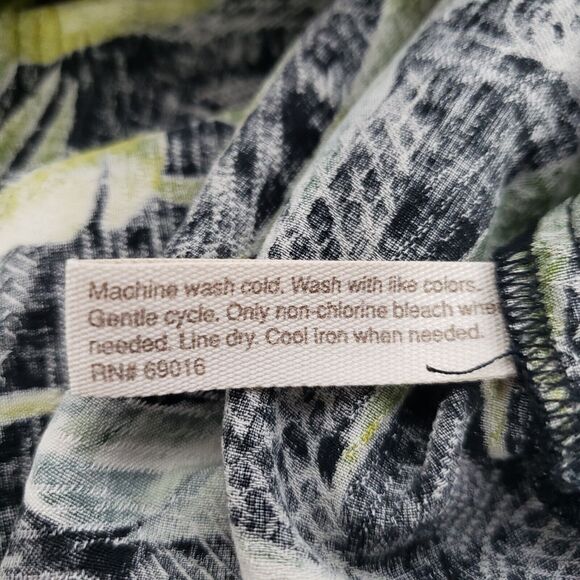 Paradise Collection Men's Shirt Size XL 100% Fine Washable Silk Hawaiian Button - Picture 10 of 11